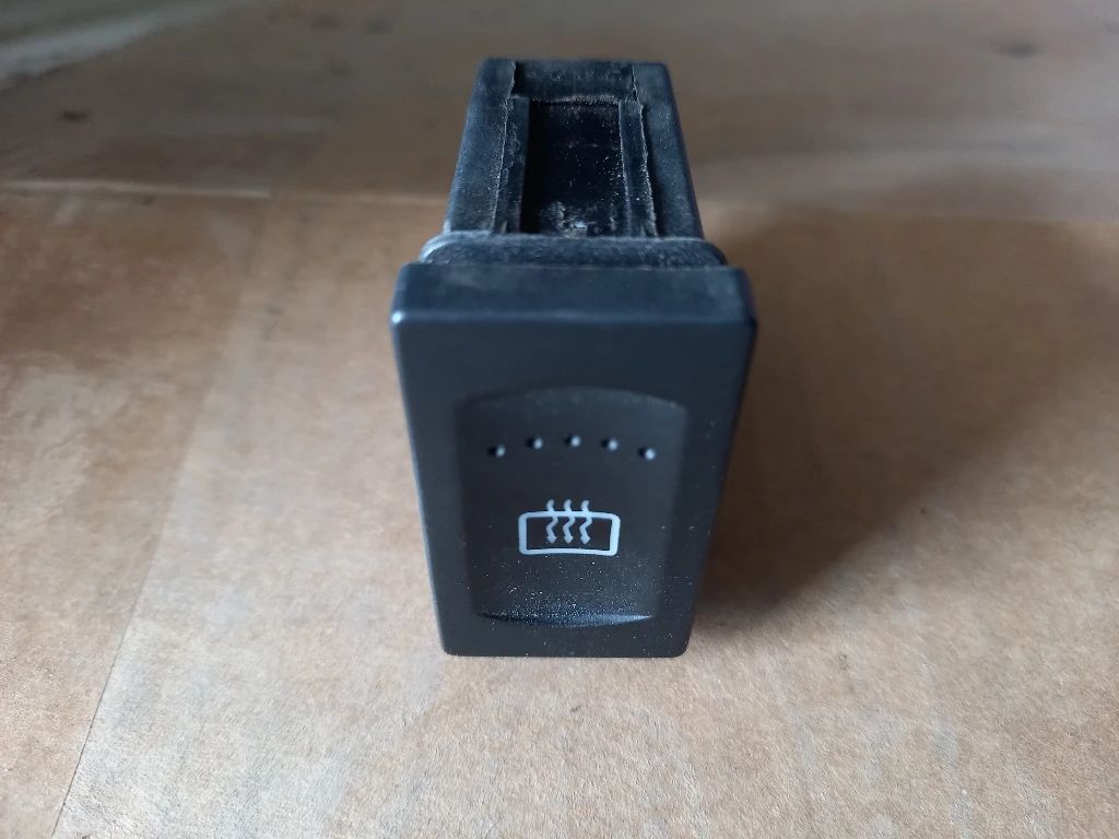 ����� ������� ����� ������ ���������� ����� �5 1.8� (5) | Mobile.bg � ����������� 1