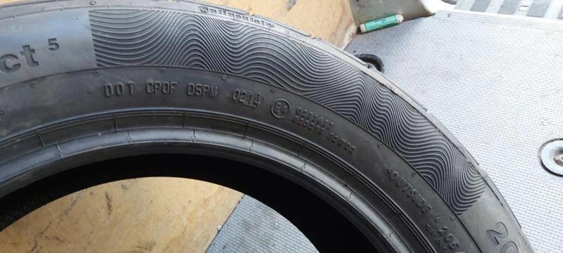 Гуми Летни 205/55R16, снимка 6 - Гуми и джанти - 31359354