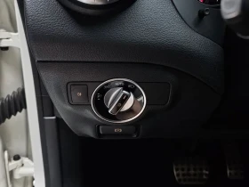 Mercedes-Benz CLA 2.5, снимка 17