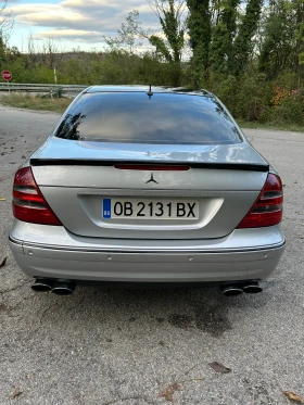 Mercedes-Benz E 500, снимка 6