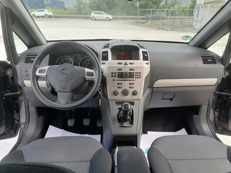 Opel Zafira, снимка 13 - Автомобили и джипове - 47292126