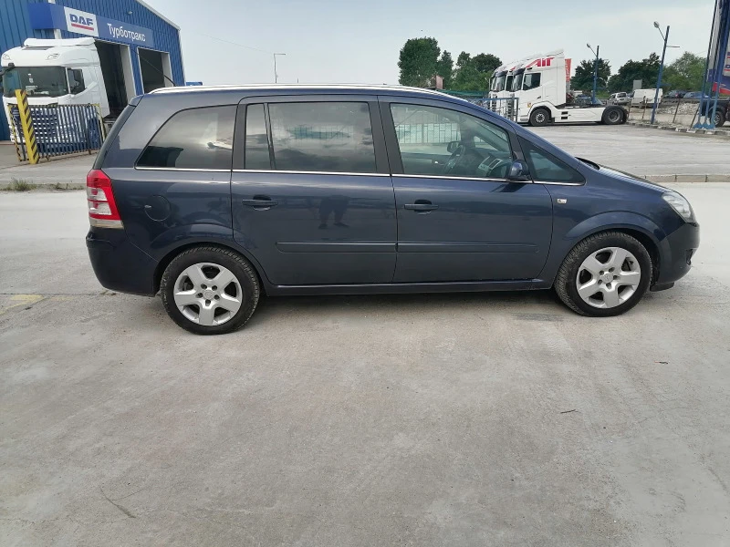 Opel Zafira, снимка 7 - Автомобили и джипове - 47292126