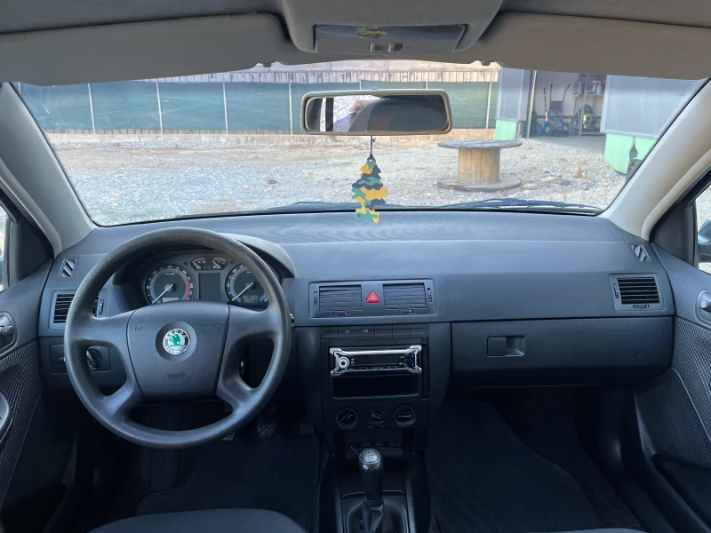 Skoda Fabia 1.4TDI, снимка 9 - Автомобили и джипове - 46842126