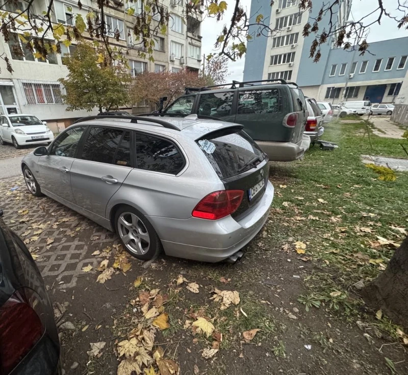 BMW 330, снимка 4 - Автомобили и джипове - 48083036