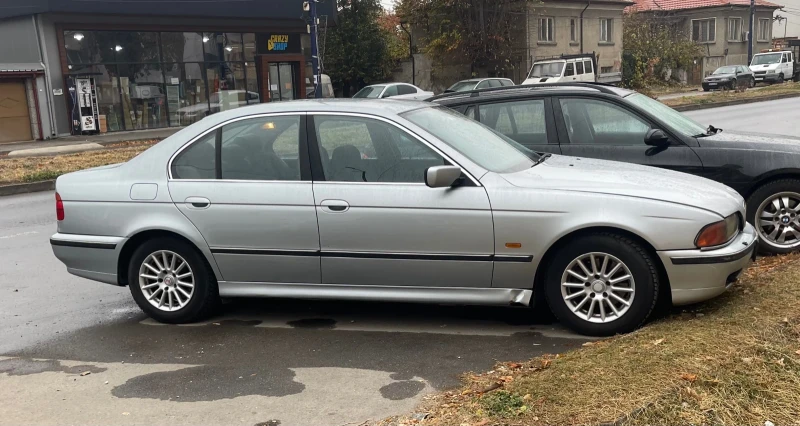 BMW 520, снимка 2 - Автомобили и джипове - 48264545