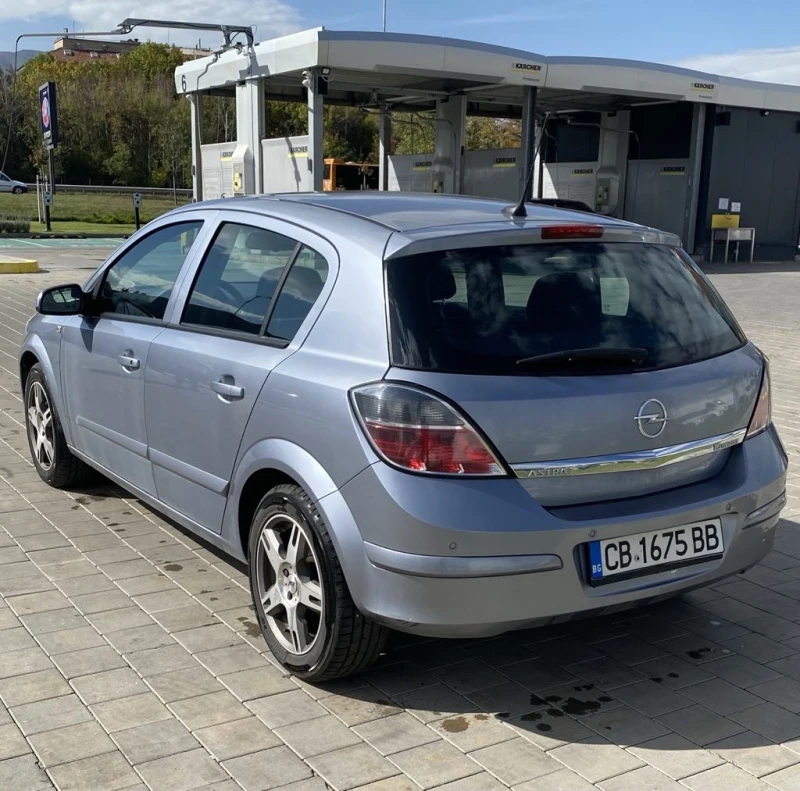 Opel Astra H, снимка 7 - Автомобили и джипове - 48621821