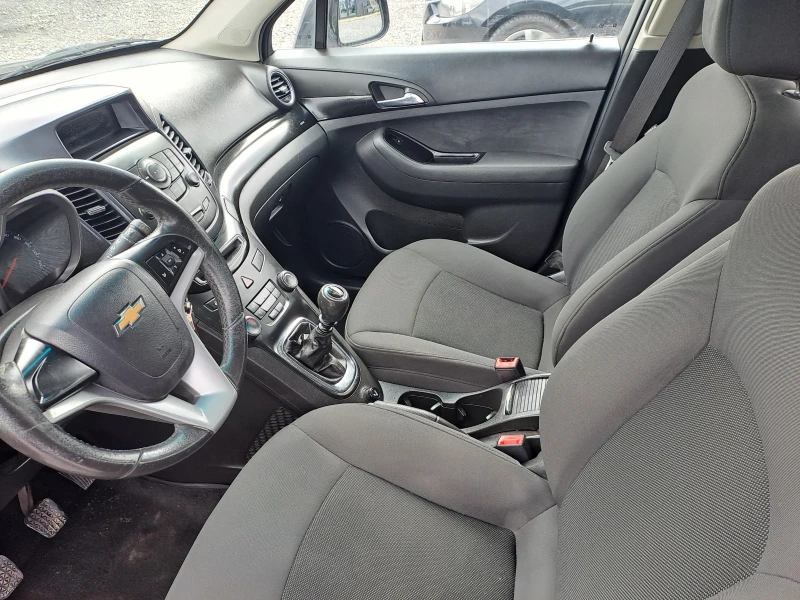 Chevrolet Orlando 1.8i- газ.инжекцион 7 места, снимка 6 - Автомобили и джипове - 49561372