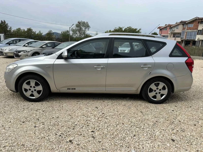 Kia Ceed 1.6/ГАЗОВ ИНЖ//КЛИМАТРОНИК//, снимка 6 - Автомобили и джипове - 51472703