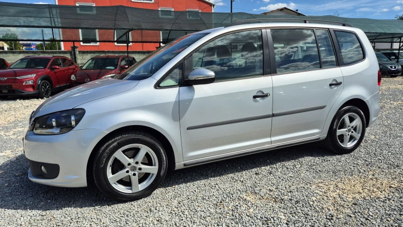 VW Touran 1.6 TDI-NAVI, снимка 3 - Автомобили и джипове - 51499692