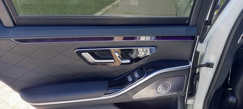 Mercedes-Benz S 580 AMG 4 Matic, снимка 11 - Автомобили и джипове - 52377934