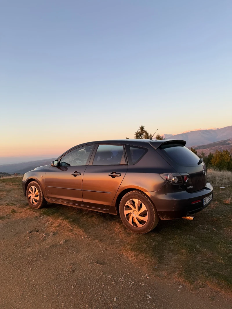 Mazda 3 1.6 Бензин, снимка 3 - Автомобили и джипове - 52776275