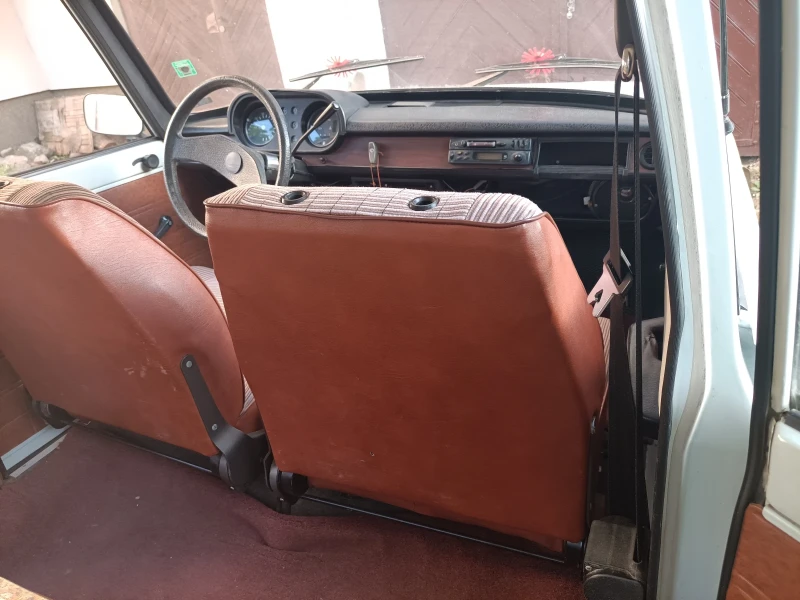 Wartburg 353 Седан, снимка 3 - Автомобили и джипове - 52809483