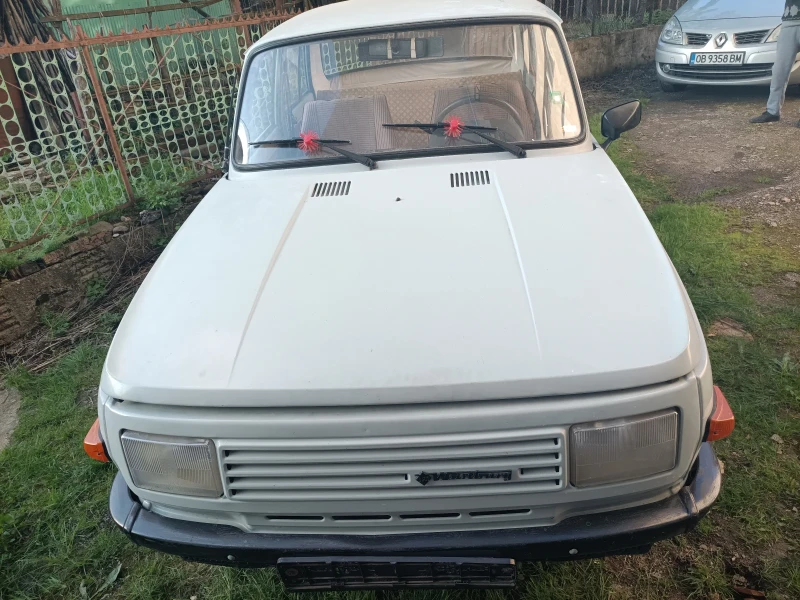 Wartburg 353 Седан, снимка 2 - Автомобили и джипове - 52809483