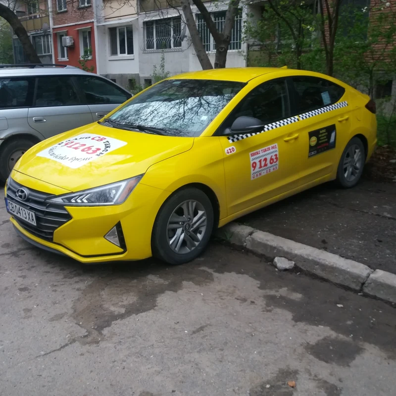 Hyundai Elantra  - Tоп състояние - Без забележки  !, снимка 4 - Автомобили и джипове - 52907433