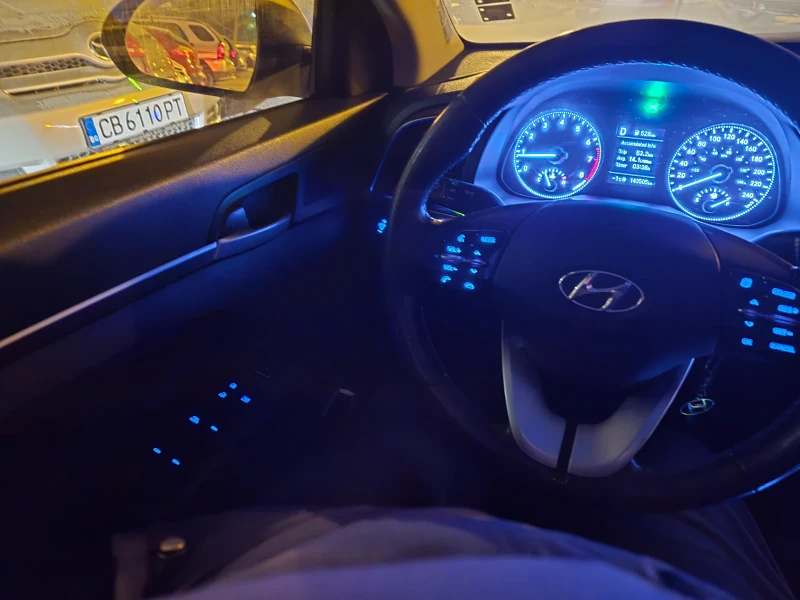 Hyundai Elantra  - Tоп състояние - Без забележки  !, снимка 16 - Автомобили и джипове - 52907433