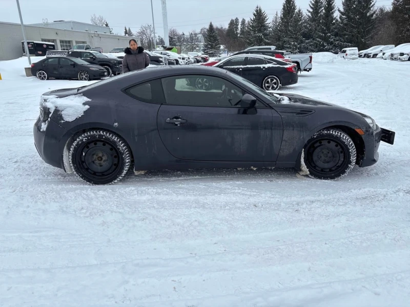 Toyota GT86 * 2dr Cpe * CARFAX * БЕЗ ПЪРВОНАЧАЛНА ВНОСКА, снимка 3 - Автомобили и джипове - 53004424