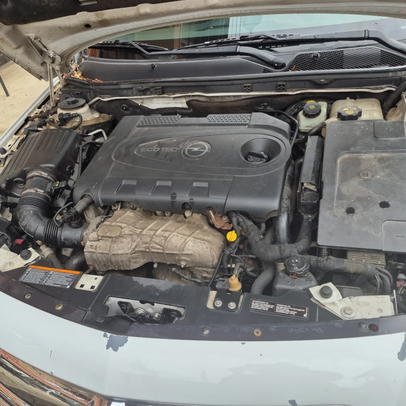 Opel Insignia, снимка 11 - Автомобили и джипове - 53223471