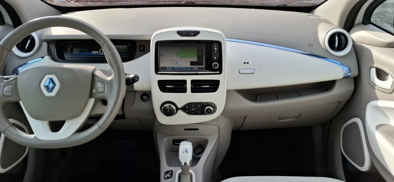 Renault Zoe Q210, снимка 10 - Автомобили и джипове - 53354605