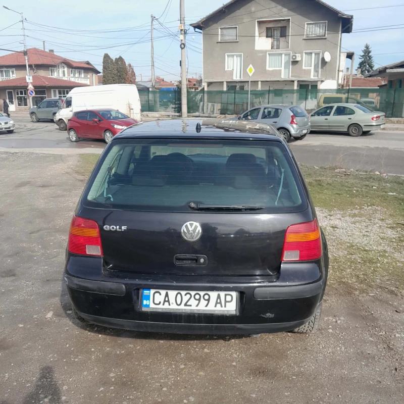 VW Golf 1111111, снимка 2 - Автомобили и джипове - 53534448