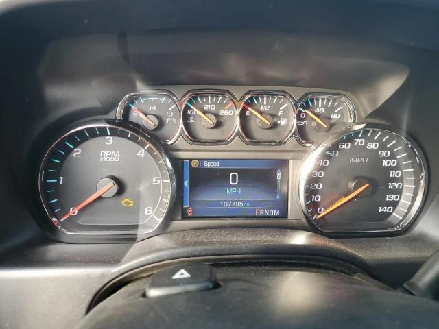 Chevrolet Silverado 5.3L 8 4x4 w/Rear Wheel Drv, снимка 13 - Автомобили и джипове - 53036911