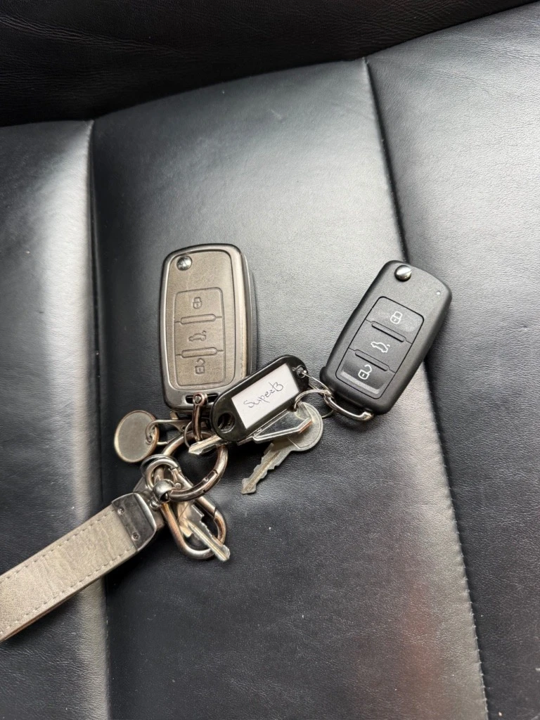 Skoda Superb 2.0TDI, снимка 12 - Автомобили и джипове - 53608184