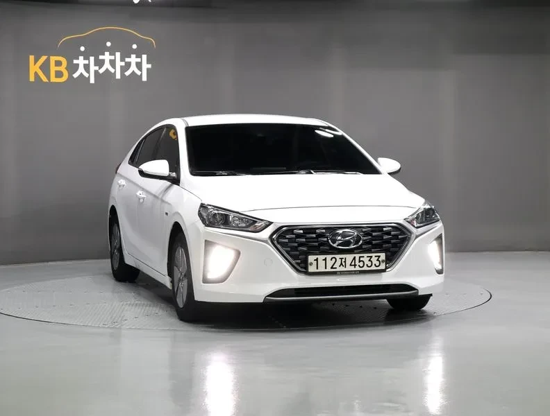 Hyundai Ioniq Hybrid 1.6 Hev I, снимка 2 - Автомобили и джипове - 56269795