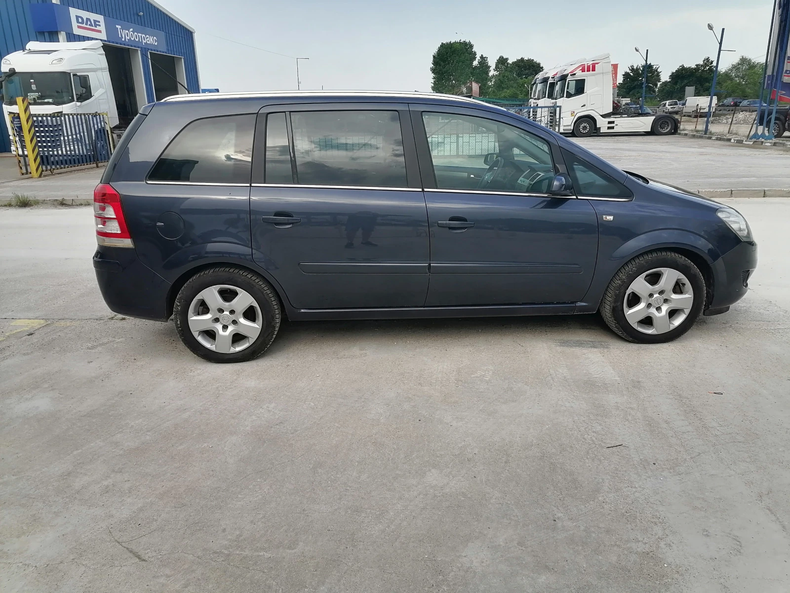 Opel Zafira  - изображение 7