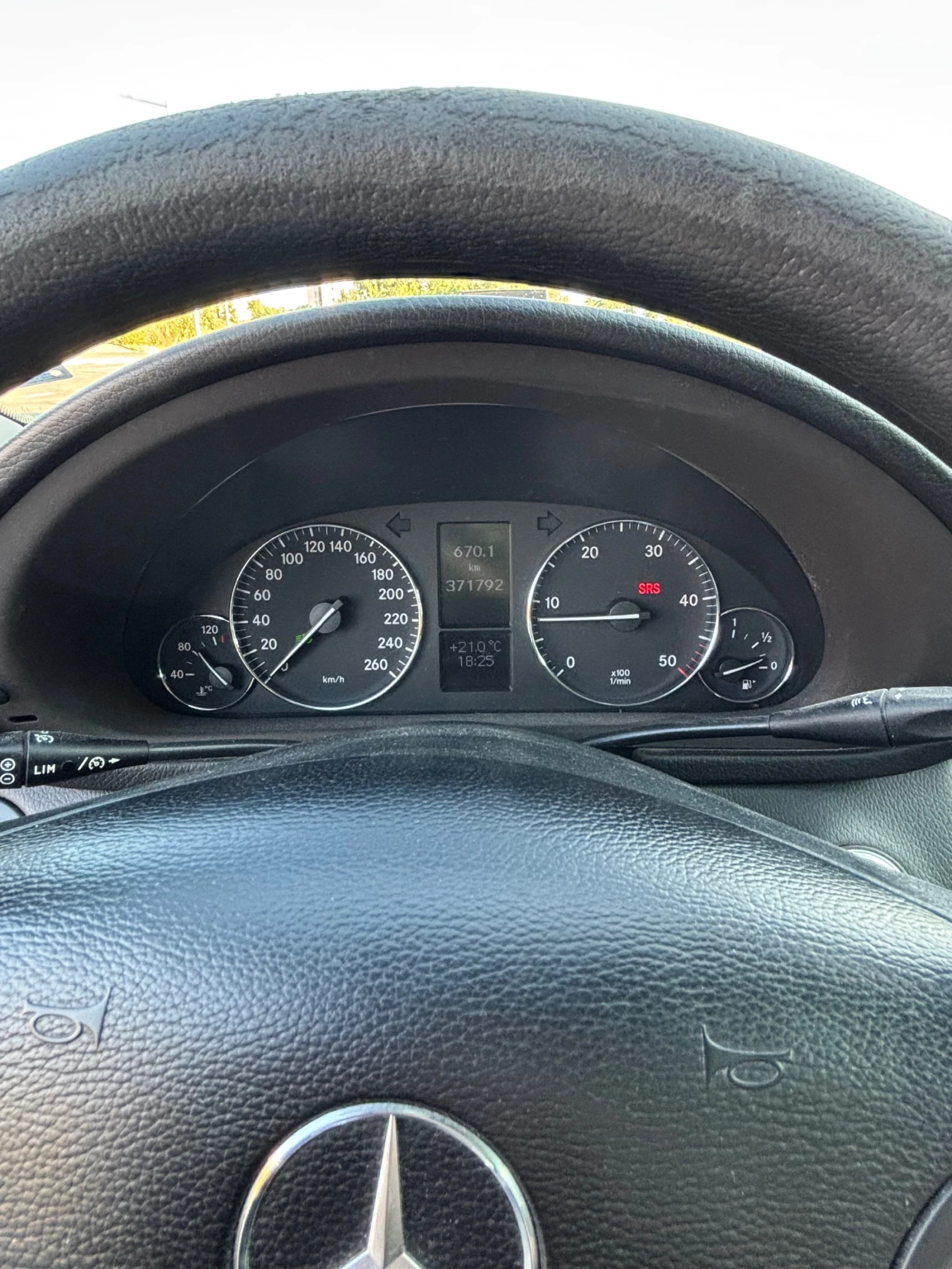 Mercedes-Benz C 220  - изображение 8