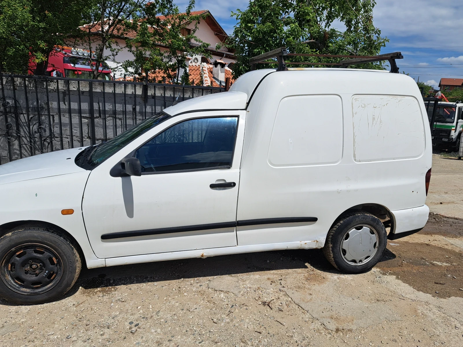 VW Caddy 1.9 sdi - изображение 2