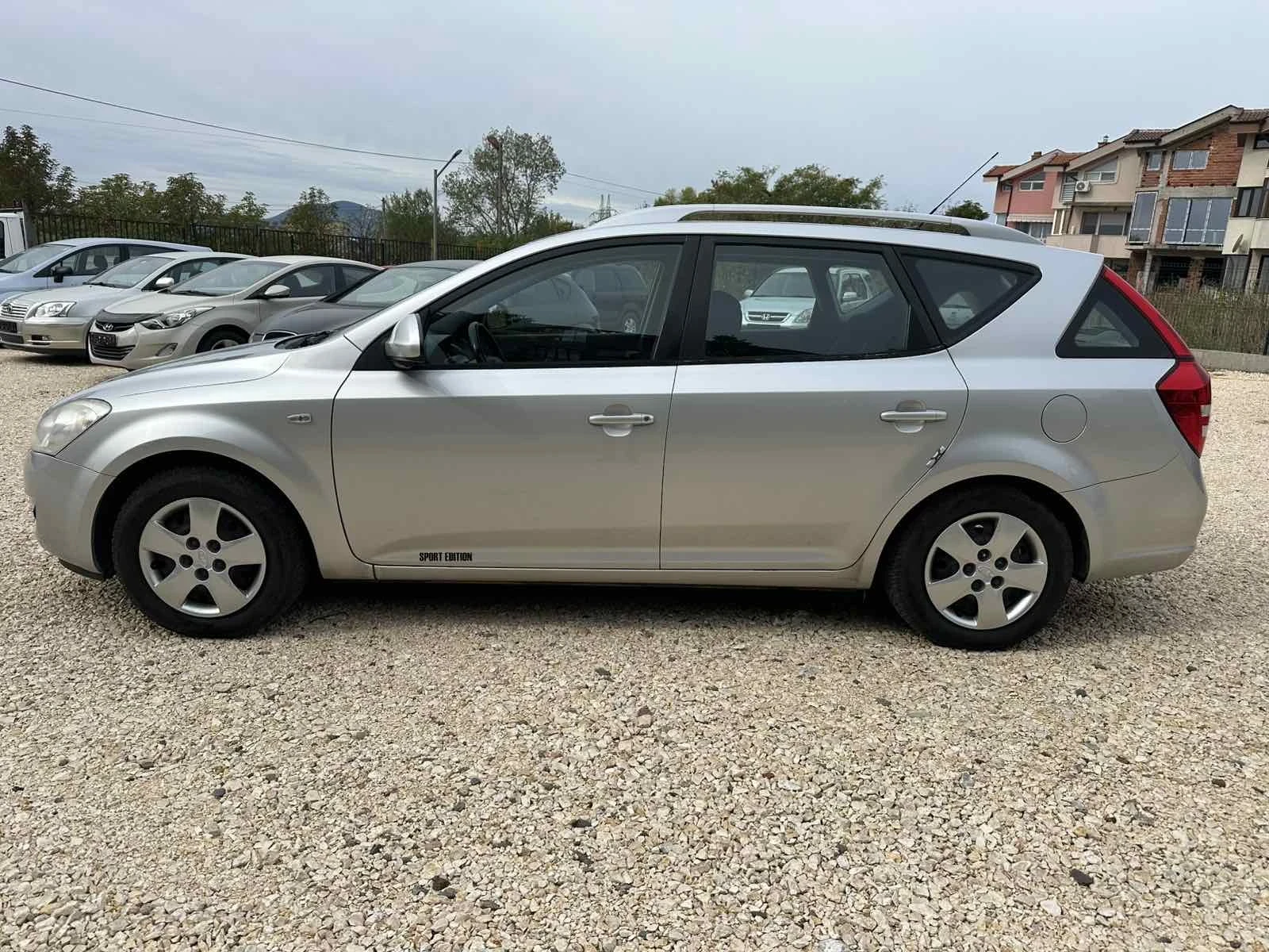 Kia Ceed 1.6/ГАЗОВ ИНЖ//КЛИМАТРОНИК// | Mobile.bg — изображение 6