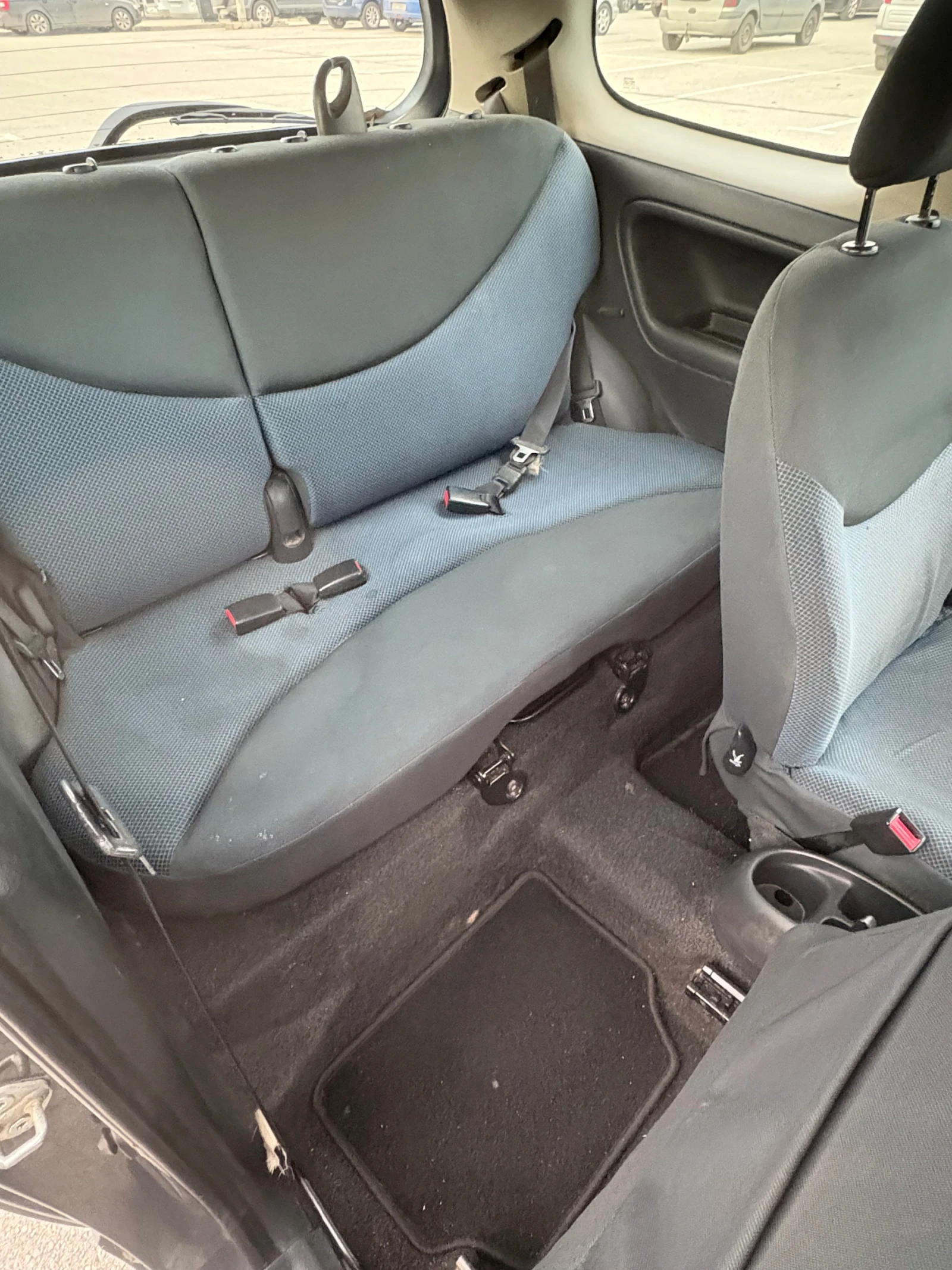 Toyota Yaris 1.0i 16V .2005g | Mobile.bg � ����������� 13