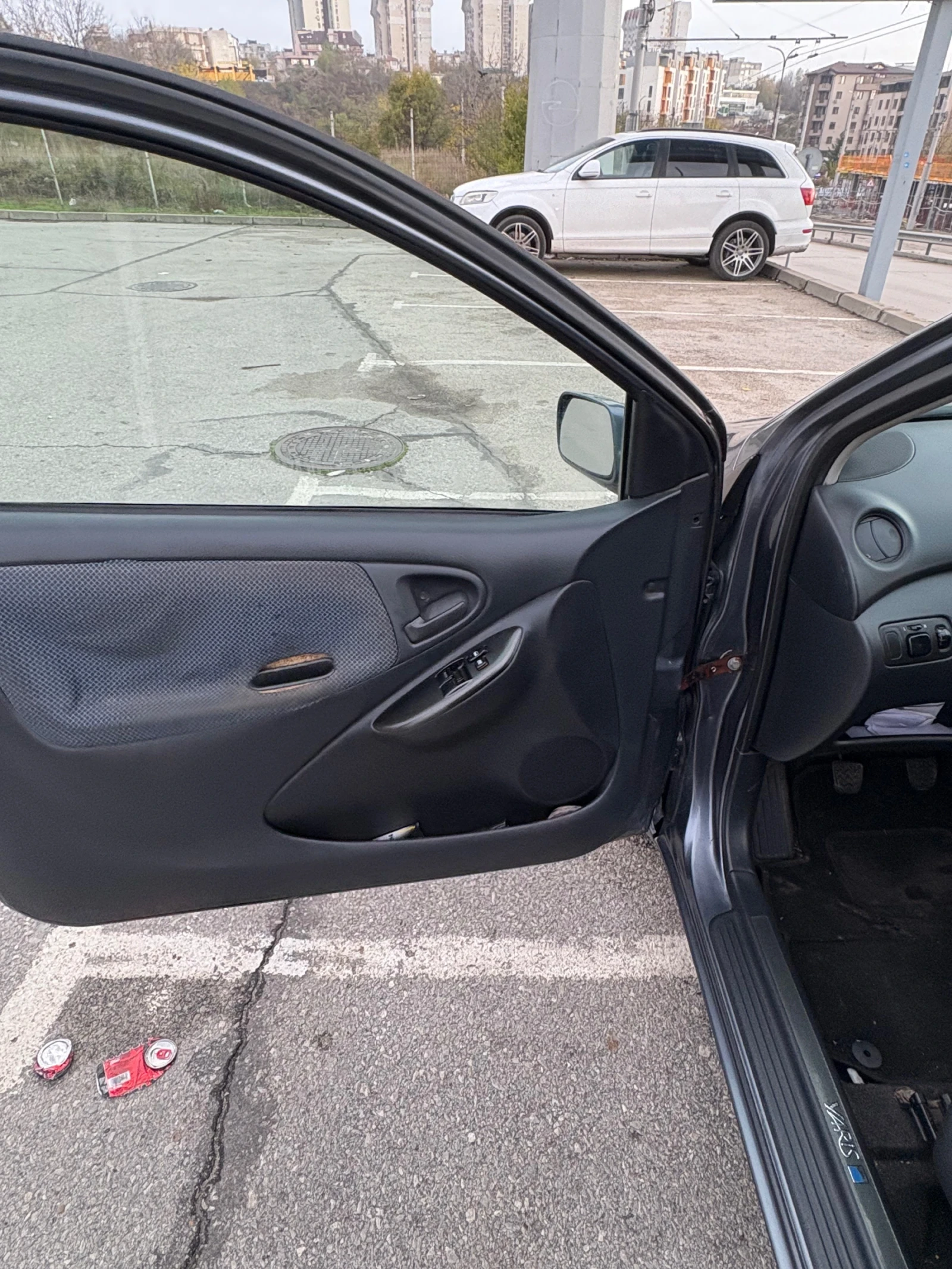 Toyota Yaris 1.0i 16V .2005g | Mobile.bg � ����������� 12