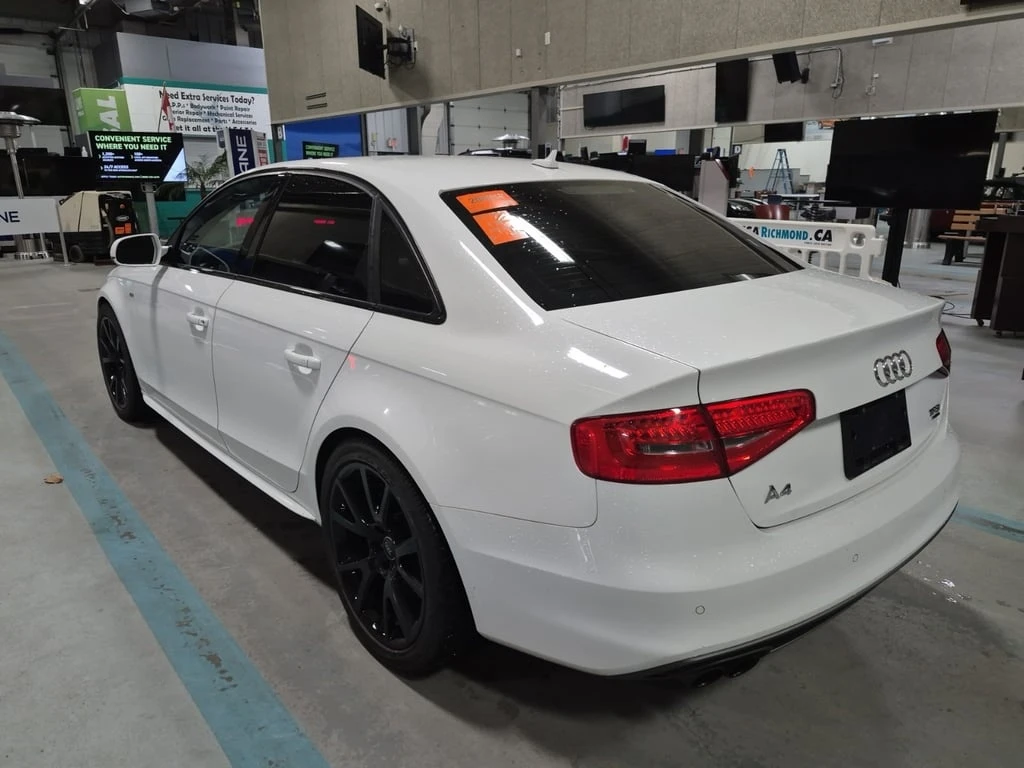 Audi A4 * TECHNIK * CARFAX * ФИНАНСИРАНЕ - изображение 4