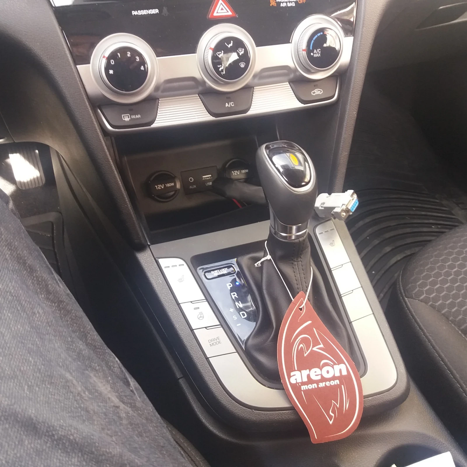 Hyundai Elantra  - Tоп състояние - Без забележки  ! - изображение 9