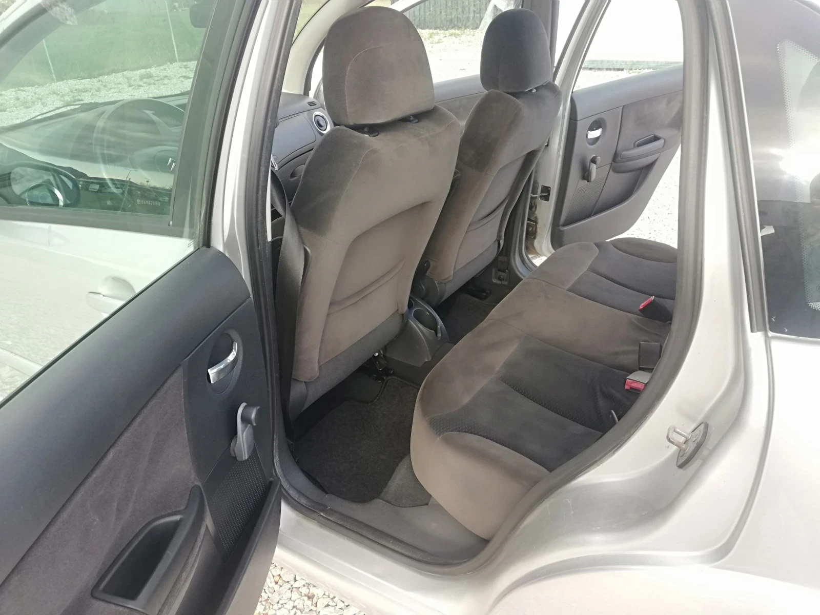 Citroen C3 1.4i klima gaz, снимка 10 - Автомобили и джипове - 52935052