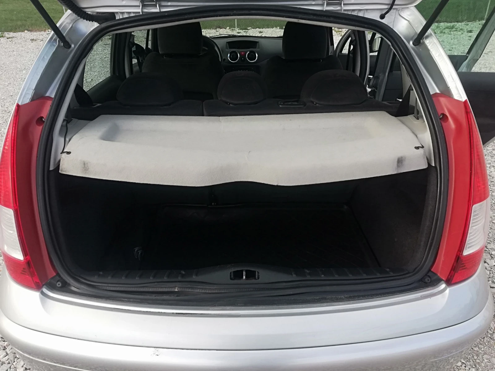 Citroen C3 1.4i klima gaz, снимка 11 - Автомобили и джипове - 52935052