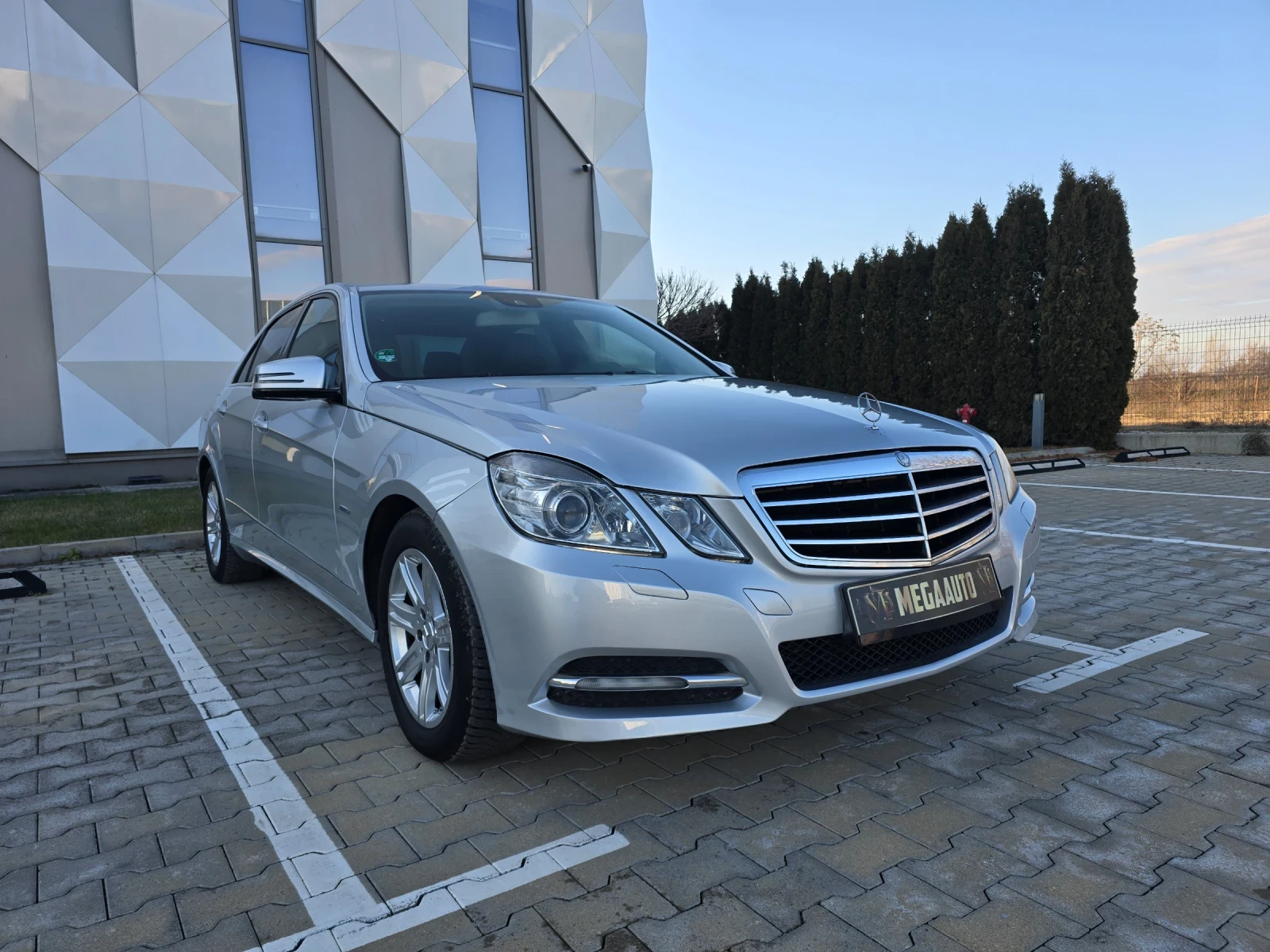 Mercedes-Benz E 220 Cdi Avantgarde - изображение 2
