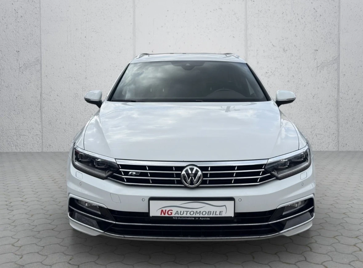 VW Passat 2.0TDI* R-line* Digital* Германия, снимка 2 - Автомобили и джипове - 53840098