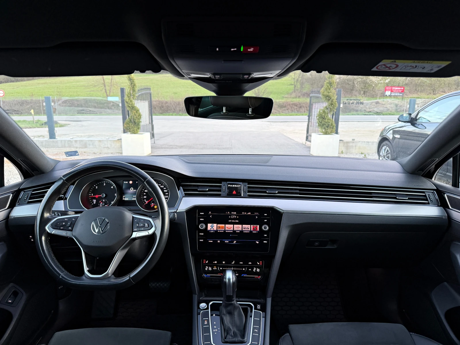 VW Passat 200кс IQ.LIGHT Distronic Подгрев Камера, снимка 6 - Автомобили и джипове - 54144925