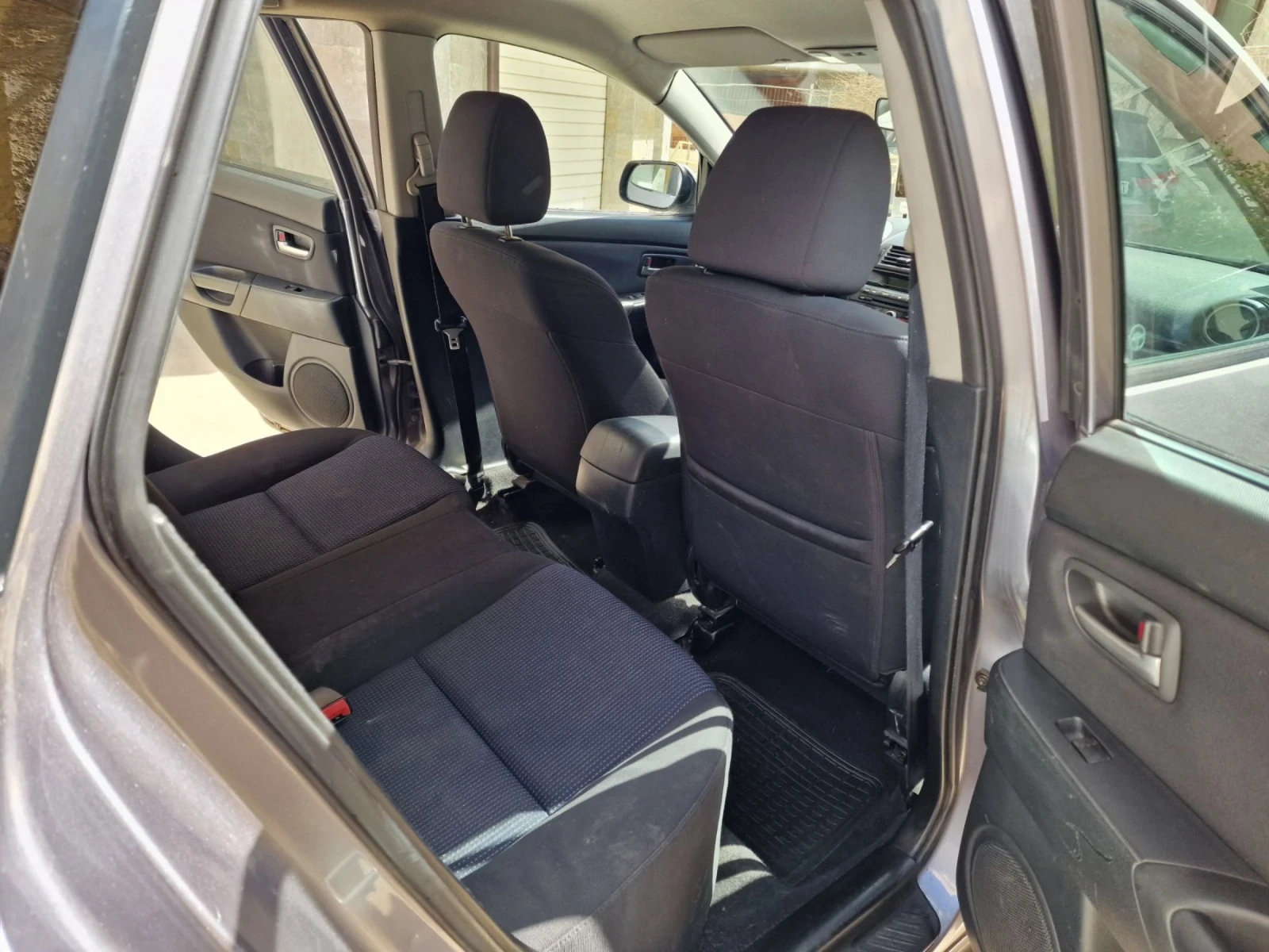 Mazda 3, снимка 11 - Автомобили и джипове - 54223238