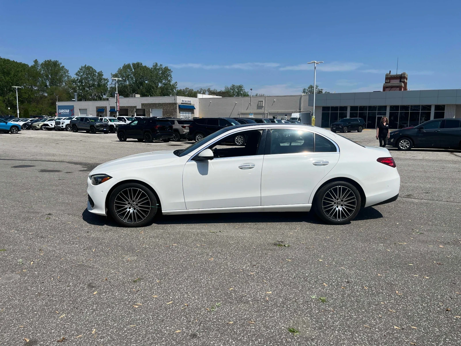 Mercedes-Benz C 300 4MATIC * ДИСТРОНИК * ПОДГРЕВ * ПАНОРАМА * 2 КЛЮЧА, снимка 2 - Автомобили и джипове - 54611618