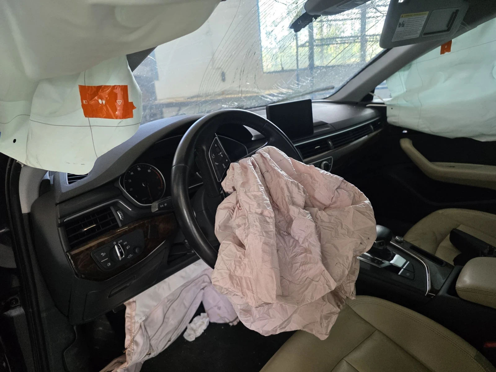 Audi A4 2.0 TFSI 252кс. СЕДАН, снимка 6 - Автомобили и джипове - 54660266