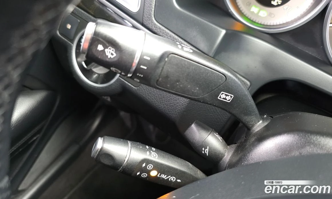 Mercedes-Benz E 200 Coupe, снимка 17 - Автомобили и джипове - 55794786