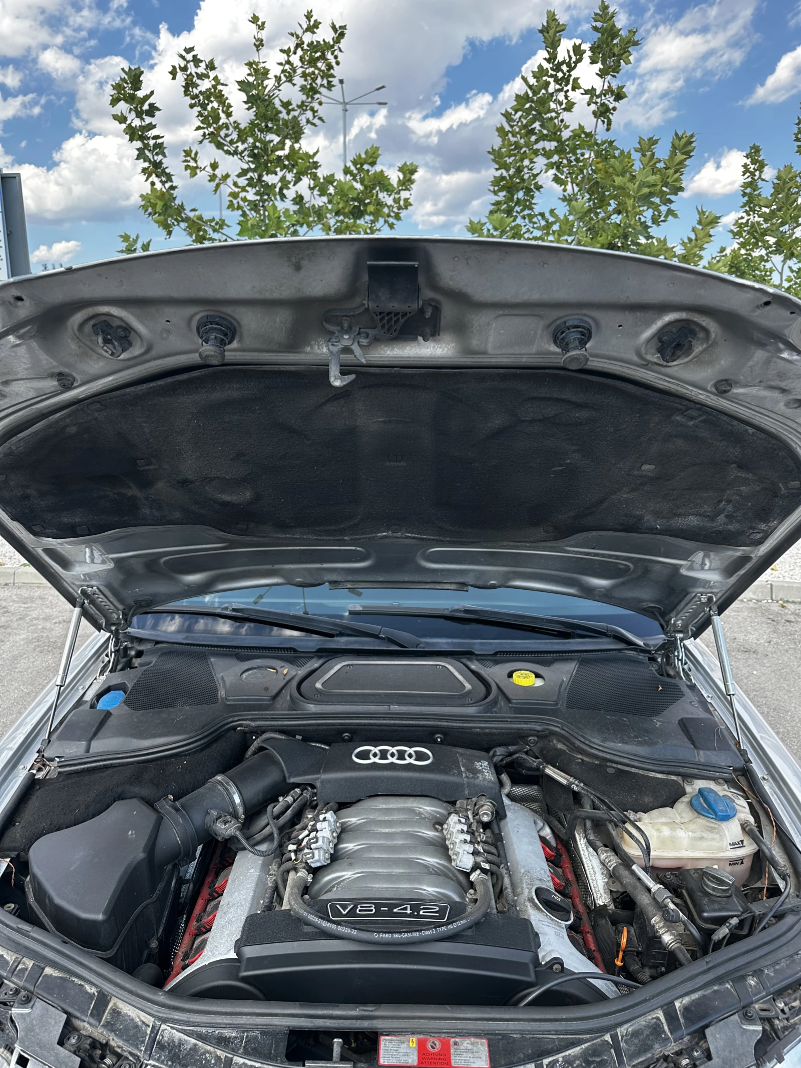 Audi A8 4.2 Quattro FACELIFT, снимка 16 - Автомобили и джипове - 55836461