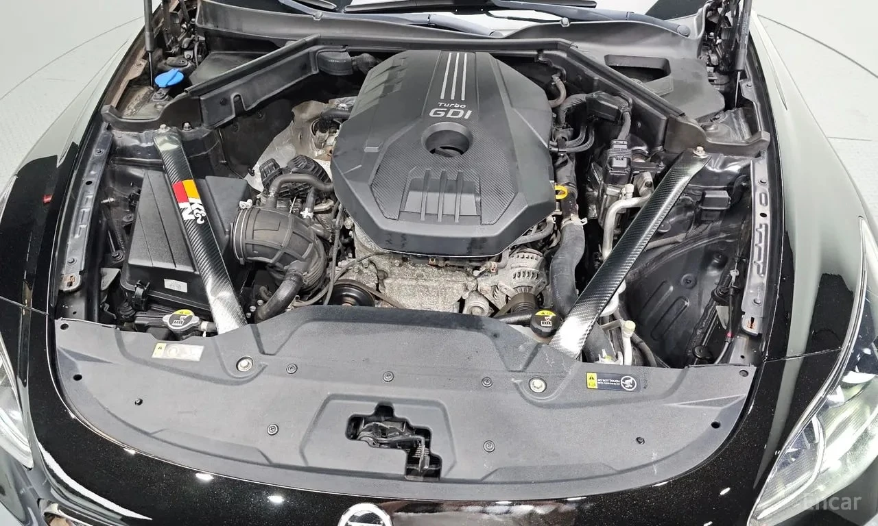 Kia Stinger 2.0 Turbo | АВТОФИНАНСИРАНЕ БЕЗ ПЪРВОНАЧАЛНА, снимка 6 - Автомобили и джипове - 55836829