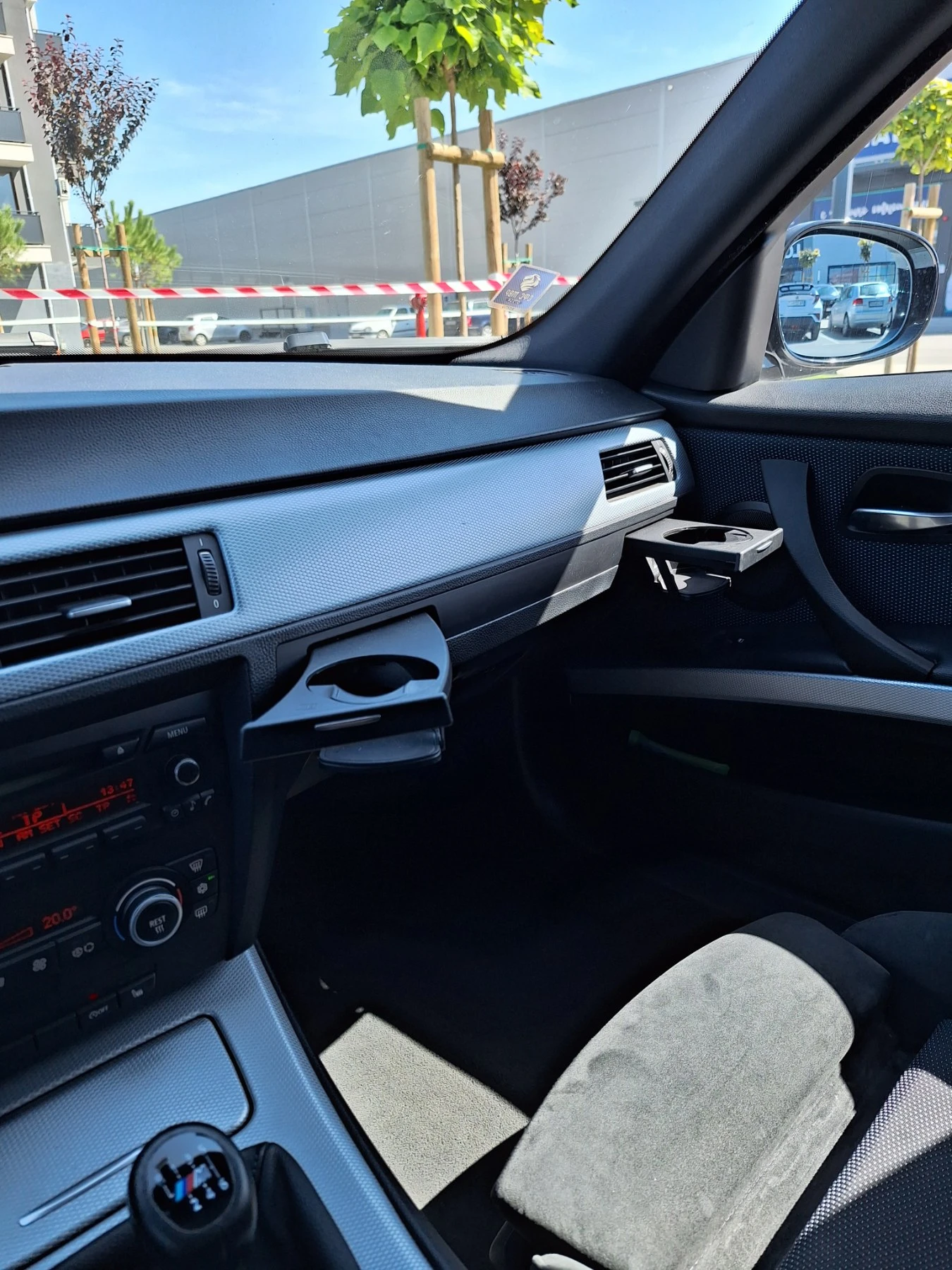 BMW 318 Е91, снимка 5 - Автомобили и джипове - 55841040