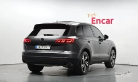 VW Touareg 3.0TDI | PREMIUM | ОБДУХВАНЕ | FACELIFT | 41К КМ |, снимка 3