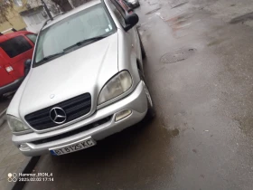 Mercedes-Benz ML 230 2.3 Газ-Бензин, снимка 3