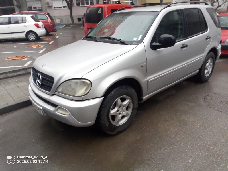 Mercedes-Benz ML 230 2.3 Газ-Бензин, снимка 1 - Автомобили и джипове - 48937003