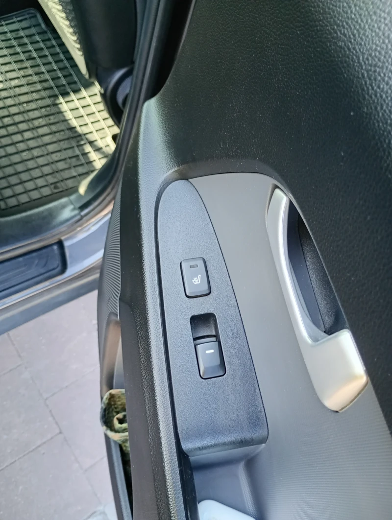 Kia Sportage, снимка 14 - Автомобили и джипове - 52287494